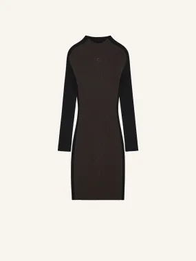 MINI ROBE CONTRASTE EN MAILLE
