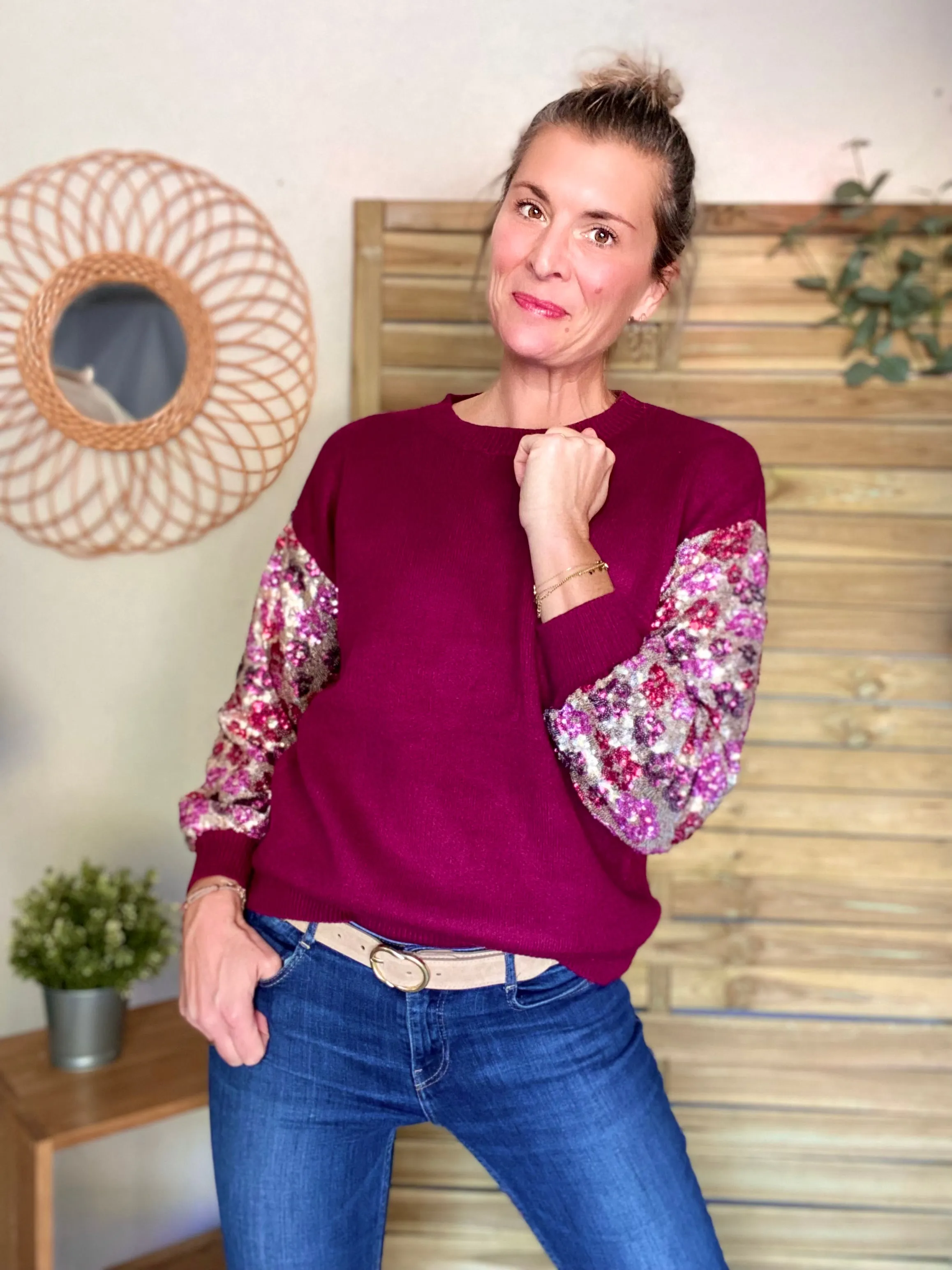 Pull ANDRA avec manches à sequins motif fleurs - Bordeaux