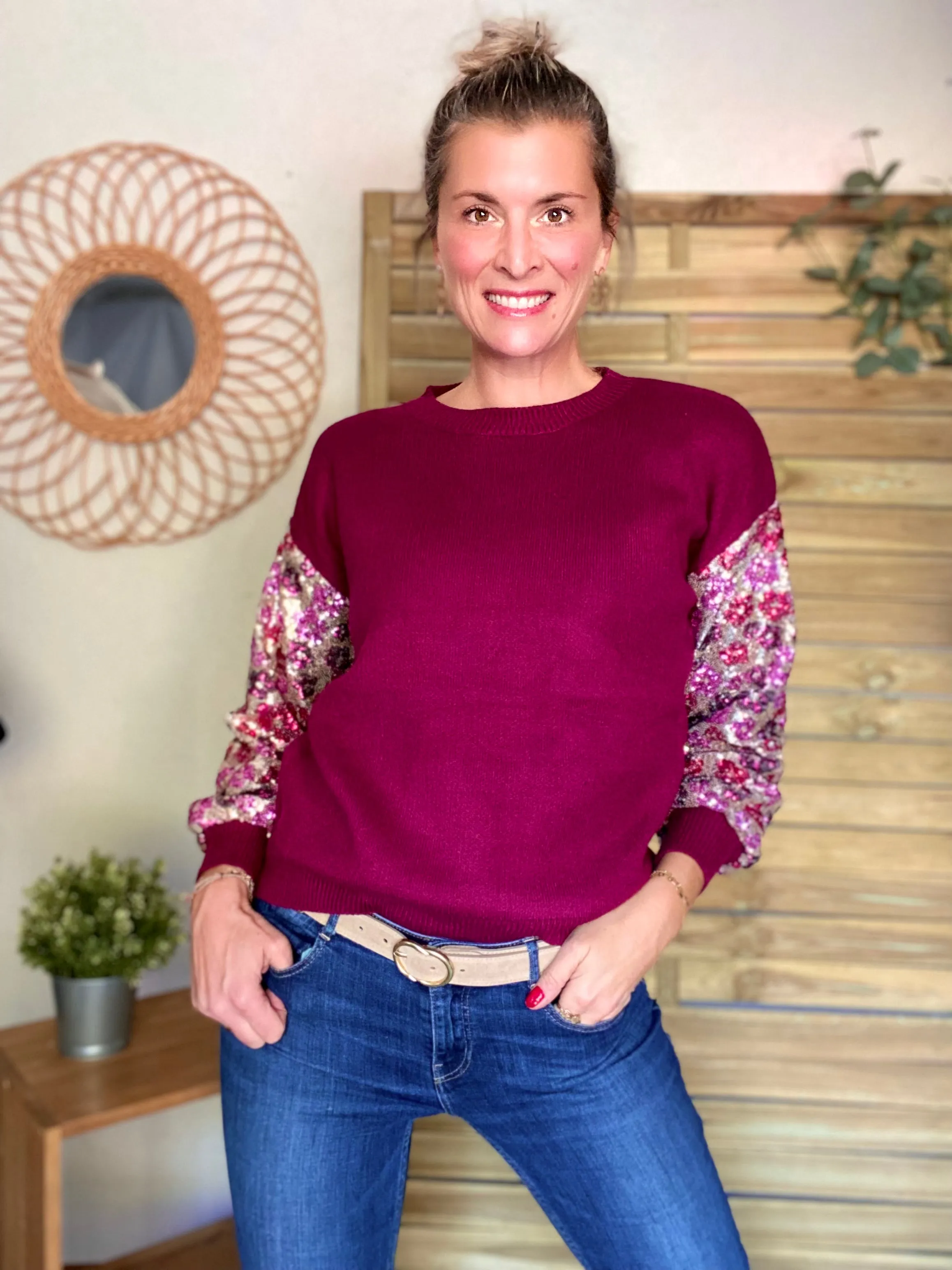 Pull ANDRA avec manches à sequins motif fleurs - Bordeaux